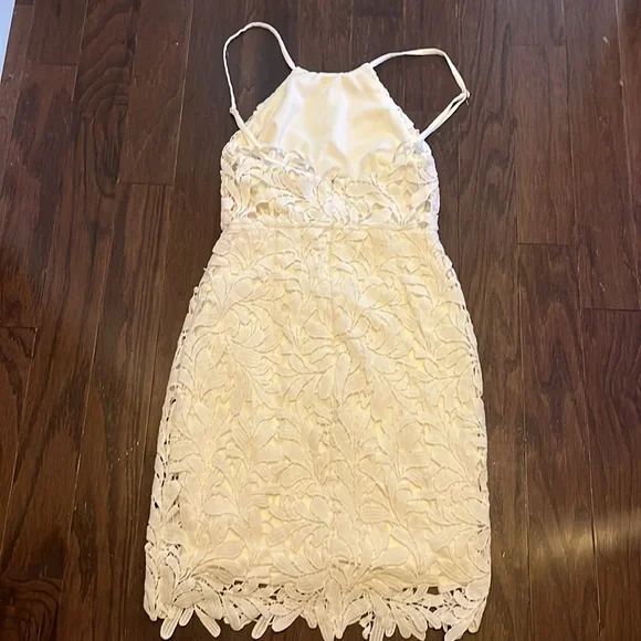 Lulus Halter dress - Picture 5 of 7